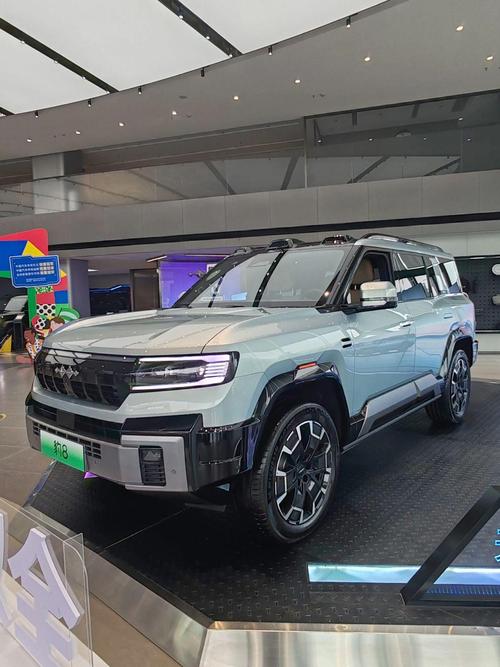 重庆南岸区展旭翰企业管理咨询比亚迪方程豹硬派越野的爆款，英菲尼迪35周年与你共成长